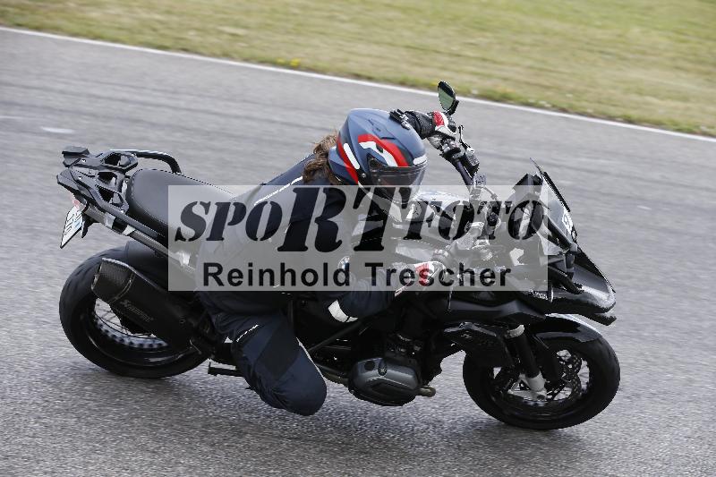 /20 27.05.2025 FREERIDE Training ADR/Gruppe B/90